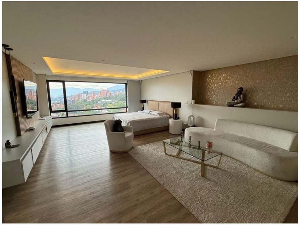 Apartamento en venta en El Poblado, Medellín · foto 3 de 24