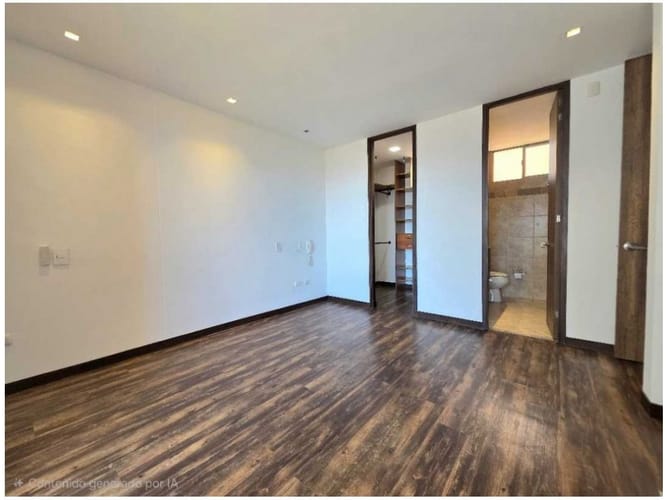 Apartamento en venta en El Poblado, Medellín · foto 13 de 17