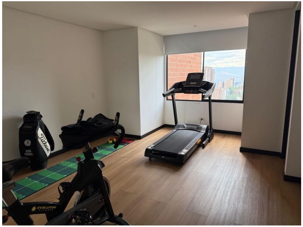 Apartamento en venta en El Poblado, Medellín · foto 6 de 24