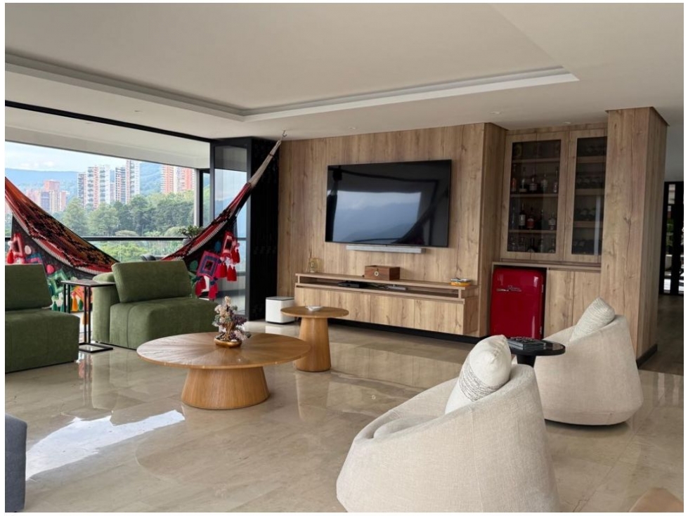 Apartamento en venta en El Poblado, Medellín · foto 18 de 24