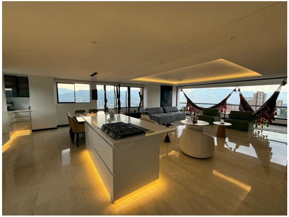Apartamento en venta en El Poblado, Medellín · foto 20 de 24