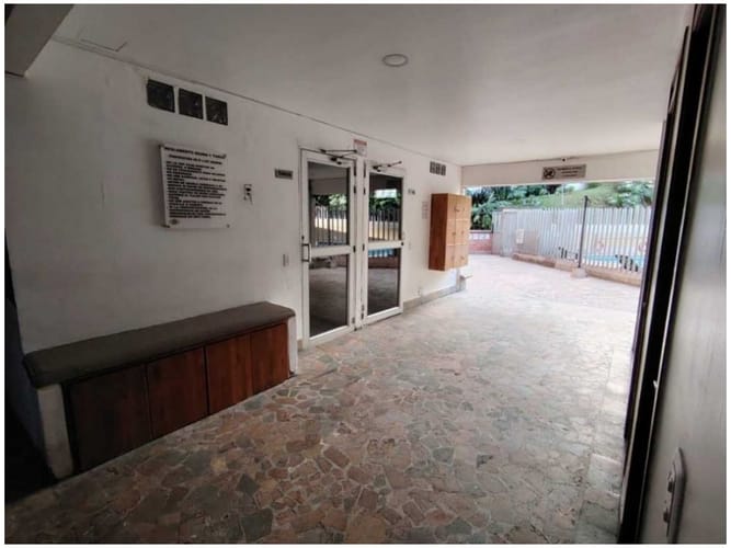 Apartamento de 3 alcobas en venta en Las Lomitas, Medellín, 121 m² · foto 5 de 19