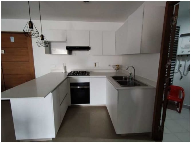 Apartamento de 3 alcobas en venta en Las Lomitas, Medellín, 121 m² · foto 8 de 19