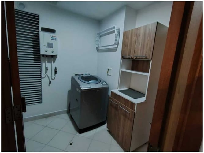 Apartamento de 3 alcobas en venta en Las Lomitas, Medellín, 121 m² · foto 10 de 19