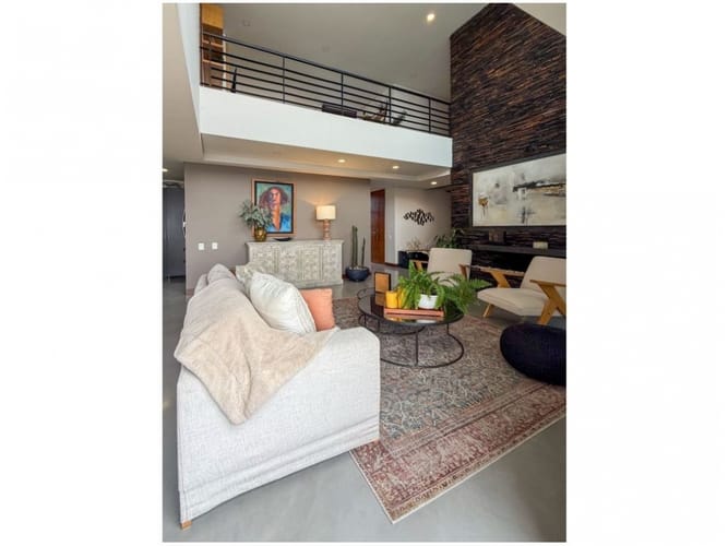Apartamento de 3 alcobas en venta en El Poblado, Medellín, 206 m² · foto 17 de 24