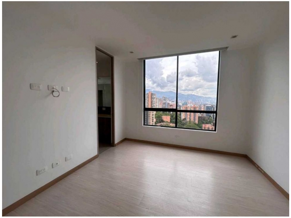 Apartamento en venta en El Poblado, Medellín · foto 19 de 24