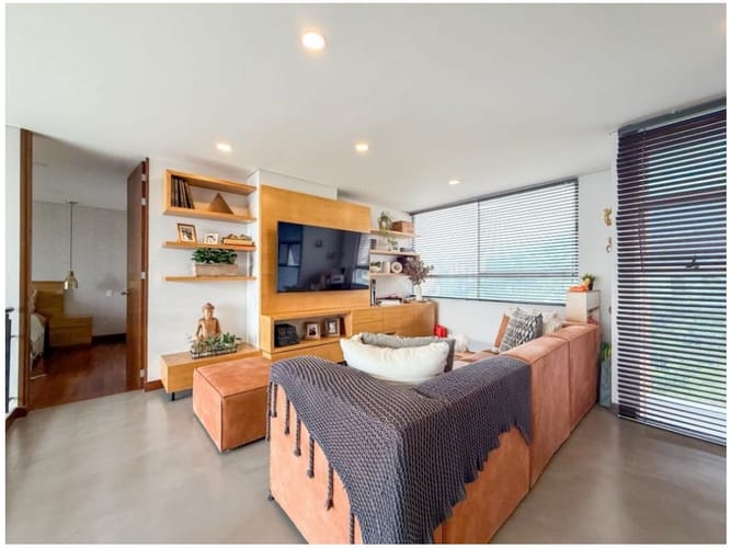 Apartamento de 3 alcobas en venta en El Poblado, Medellín, 206 m² · foto 22 de 24