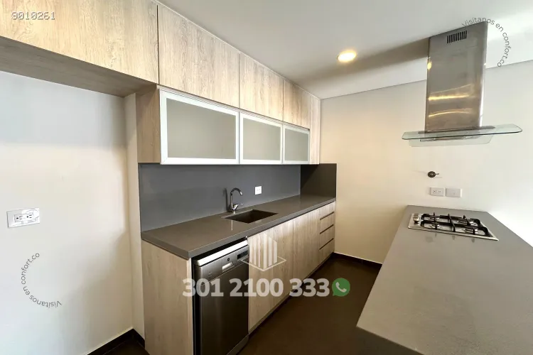 Apartamento de 2 alcobas en arriendo en Altos Del Poblado, Medellín, 81 m² · foto 8 de 24