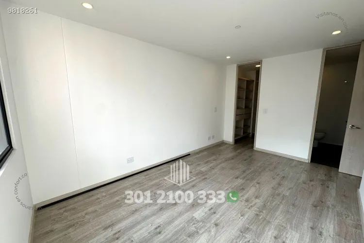 Apartamento de 2 alcobas en arriendo en Altos Del Poblado, Medellín, 81 m² · foto 13 de 24