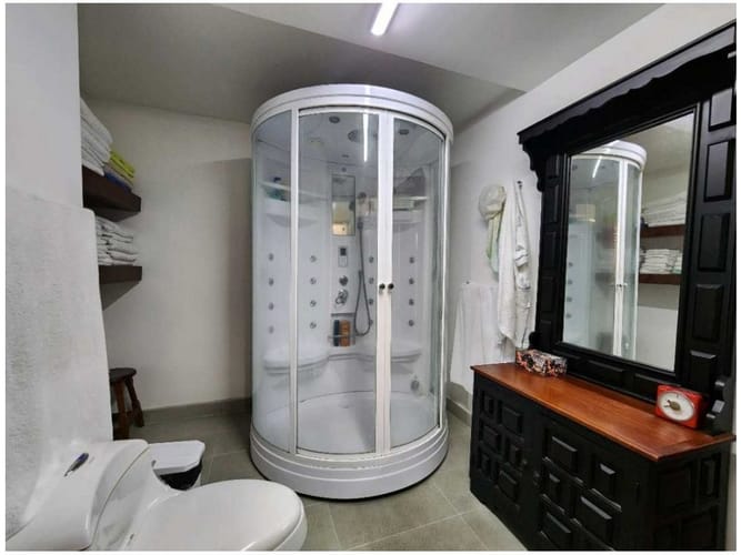 Apartamento de 3 alcobas en venta en El Diamante No. 2, Medellín, 264 m² · foto 7 de 18