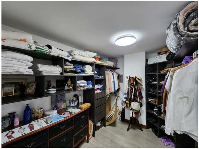 Apartamento de 3 alcobas en venta en El Diamante No. 2, Medellín, 264 m² · foto 8 de 18