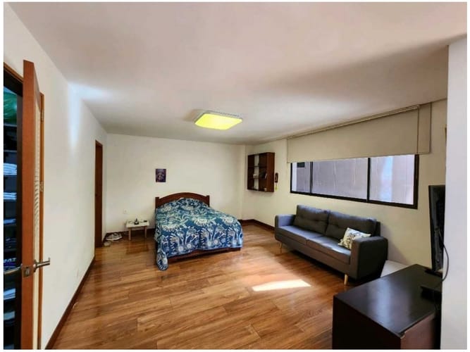 Apartamento de 3 alcobas en venta en El Diamante No. 2, Medellín, 264 m² · foto 9 de 18