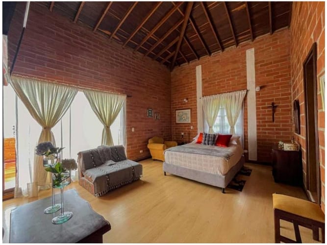 Finca en venta en Santa Elena, Medellín, 6 m² · foto 3 de 10
