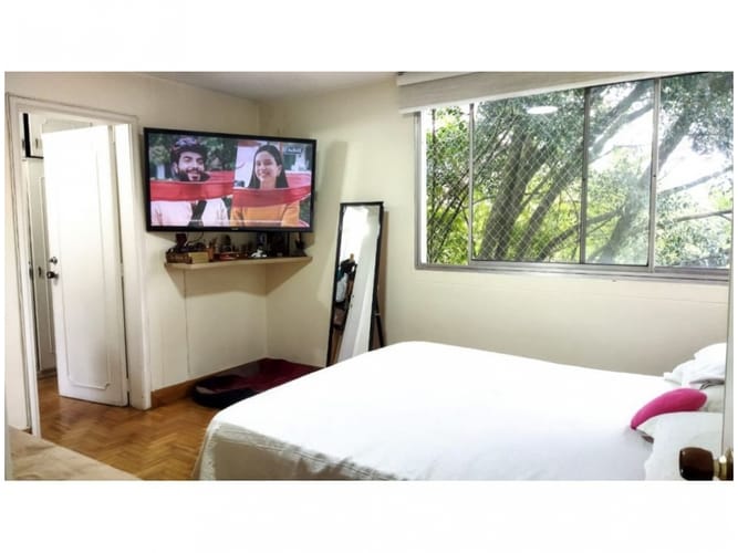 Apartamento de 3 alcobas en venta en Los Naranjos, Medellín, 165 m² · foto 11 de 17