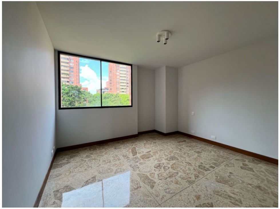 Apartamento en venta en La Florida, Medellín · foto 9 de 24