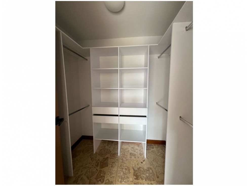 Apartamento en venta en La Florida, Medellín · foto 12 de 24