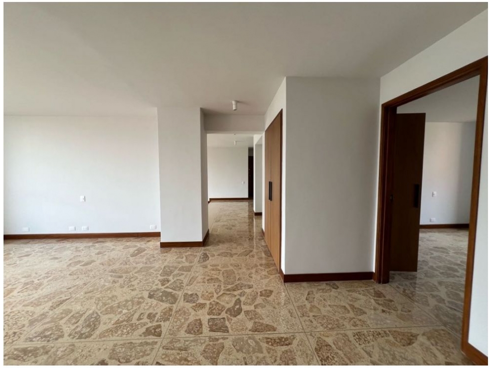 Apartamento en venta en La Florida, Medellín · foto 18 de 24