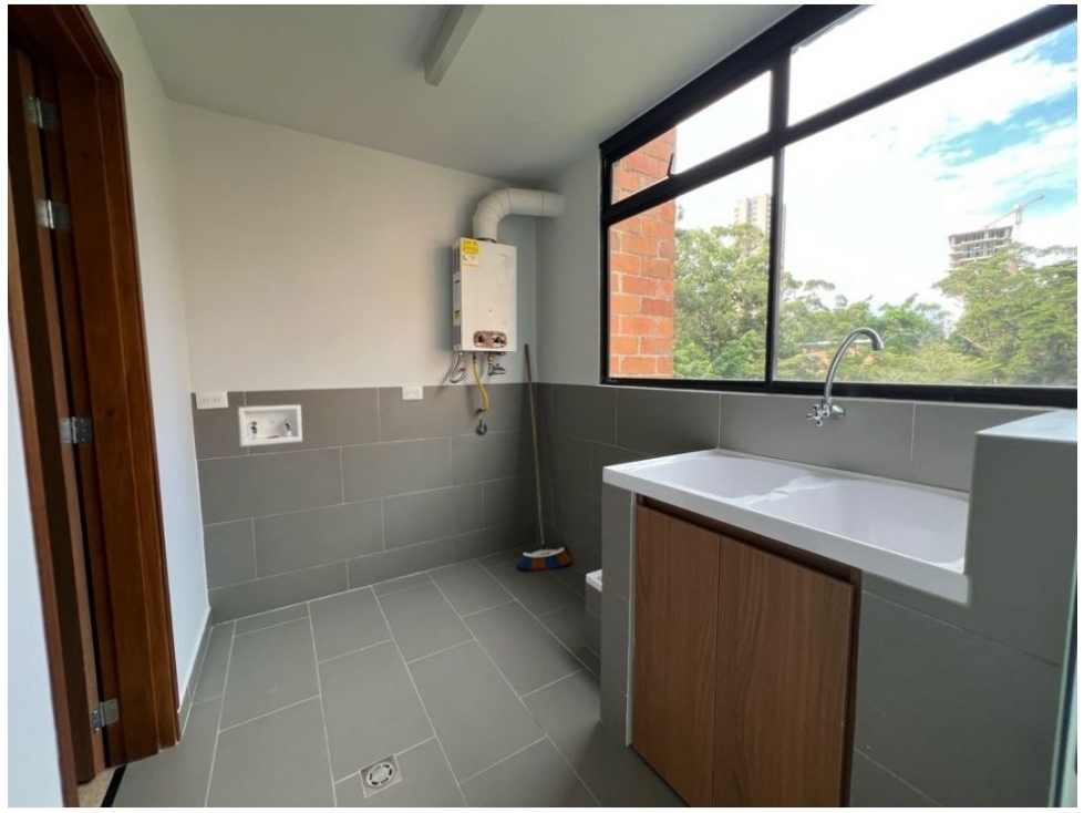 Apartamento en venta en La Florida, Medellín · foto 24 de 24