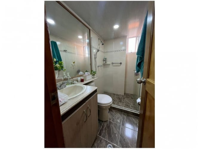 Apartamento de 3 alcobas en venta en El Velodromo, Medellín, 94 m² · foto 13 de 17