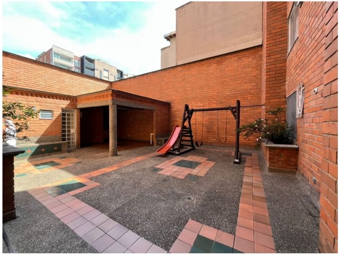 Apartamento de 3 alcobas en venta en El Velodromo, Medellín, 94 m² · foto 16 de 17