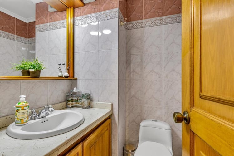Apartamento de 3 alcobas en venta en San Patricio, Bogotá, 218 m² · foto 5 de 15