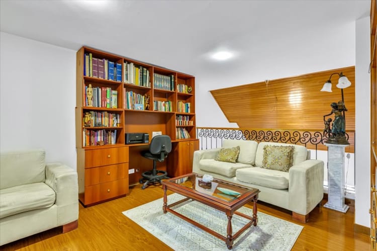 Apartamento de 3 alcobas en venta en San Patricio, Bogotá, 218 m² · foto 14 de 15