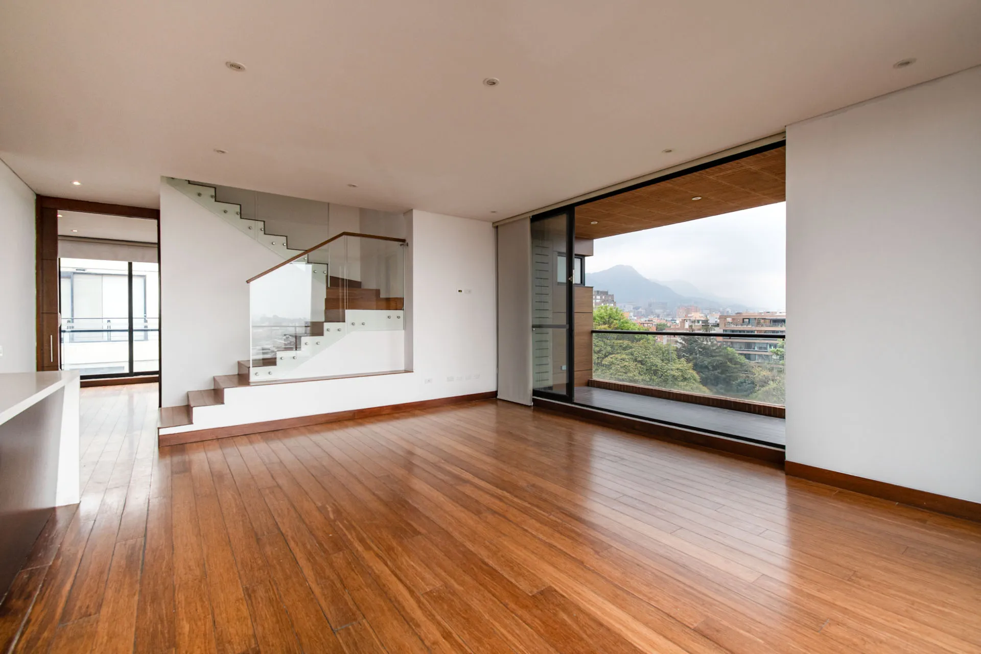 Apartamento en venta en Virrey, Bogotá · foto 2 de 24