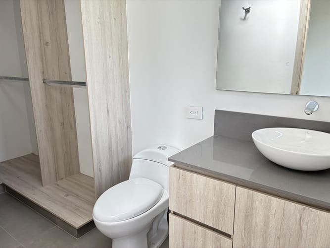 Casa de 3 alcobas en venta en Vía El Caimo, Armenia, 231 m² · foto 18 de 24