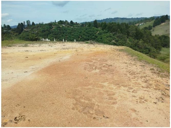 Lote en venta en Playa Rica-Rancheria, Rionegro, 1401 m² · foto 17 de 24
