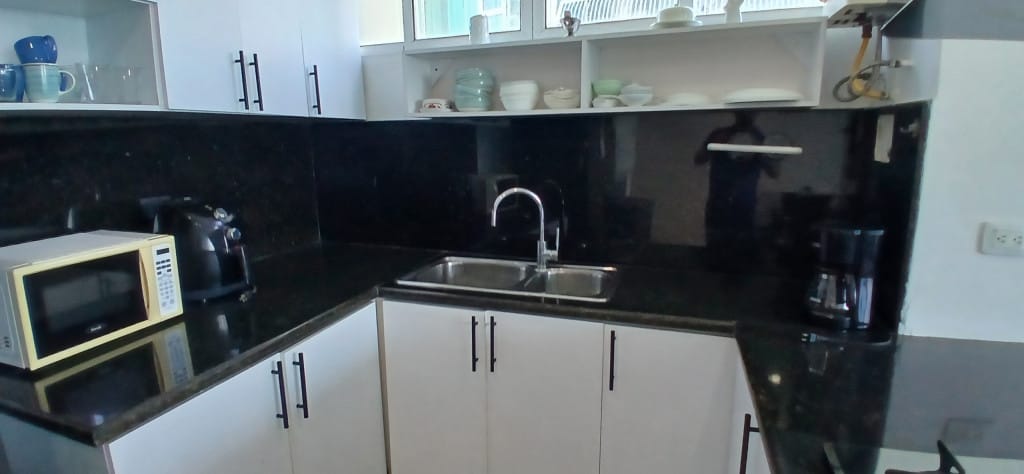 Apartaestudio en venta en Castillogrande, Cartagena, 74 m² · foto 6 de 17