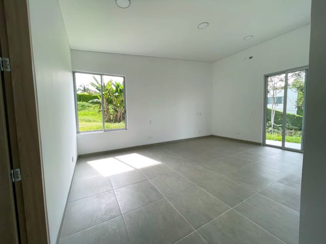 Casa de 3 alcobas en venta en Vía El Caimo, Armenia, 246 m² · foto 15 de 20
