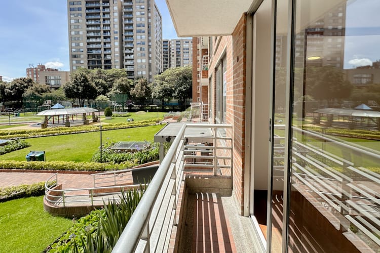 Apartamento de 3 alcobas en venta en Colina Campestre, Bogotá, 125 m² · foto 6 de 24