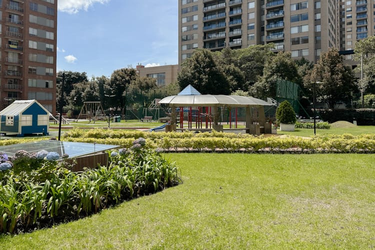 Apartamento de 3 alcobas en venta en Colina Campestre, Bogotá, 125 m² · foto 21 de 24