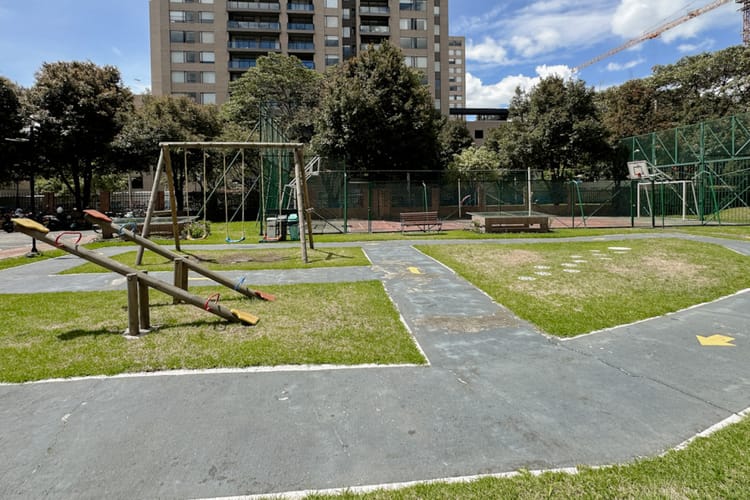 Apartamento de 3 alcobas en venta en Colina Campestre, Bogotá, 125 m² · foto 23 de 24