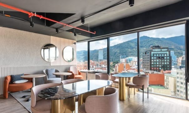 Apartaestudio en venta en Chico, Bogotá, 27 m² · foto 9 de 17