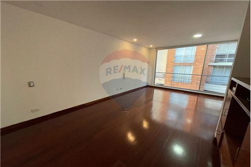 Casa en venta en Gratamira, Bogotá · foto 7 de 15