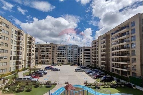 Apartamento de 2 alcobas en venta en El Hato, Funza, 61 m² · foto 3 de 20