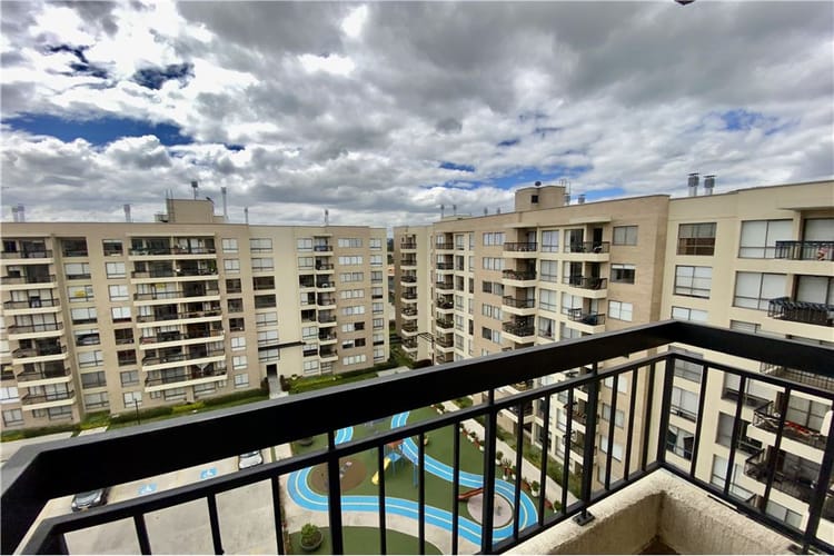 Apartamento de 2 alcobas en venta en El Hato, Funza, 61 m² · foto 8 de 20