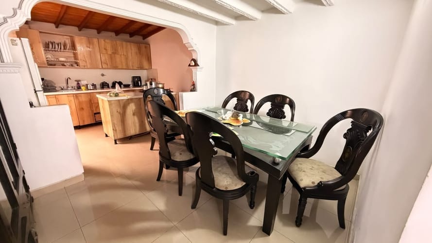 Casa de 3 alcobas en venta en Laureles, Medellín, 170 m² · foto 2 de 14