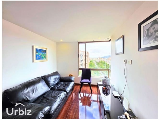 Apartamento de 3 alcobas en venta en Centro Comercial Parque La Colina, Bogotá, 127 m² · foto 15 de 20