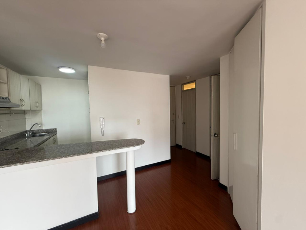 Apartamento en arriendo en Belalcazar, Bogotá · foto 7 de 24