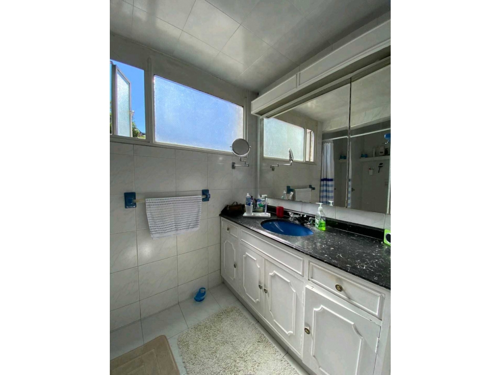 Apartamento en venta en Los Rosales, Bogotá · foto 16 de 17