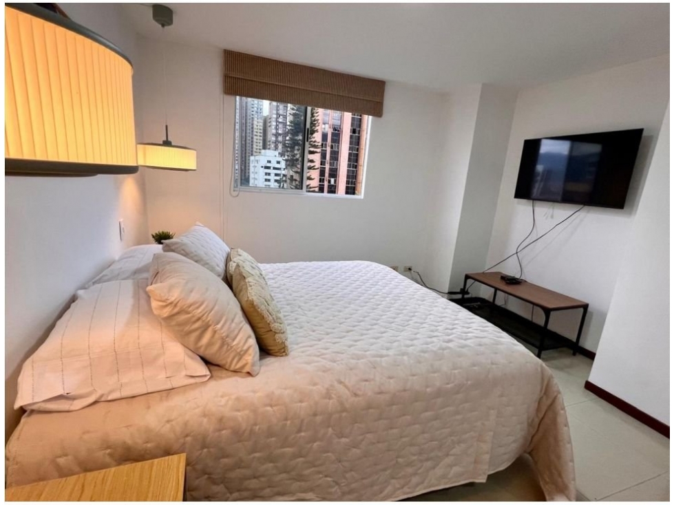 Apartamento en venta en El Poblado, Medellín · foto 8 de 10