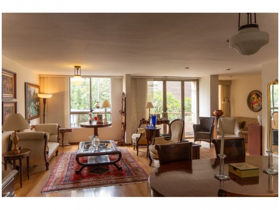 Apartamento en venta en El Poblado, Medellín · foto 6 de 18