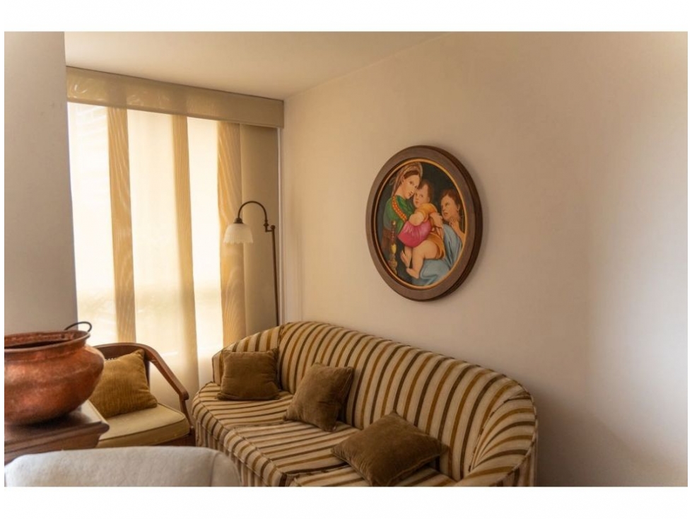 Apartamento en venta en El Poblado, Medellín · foto 12 de 18