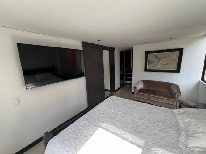 Apartamento de 2 alcobas en arriendo en San Lucas, Medellín, 85 m² · foto 6 de 21