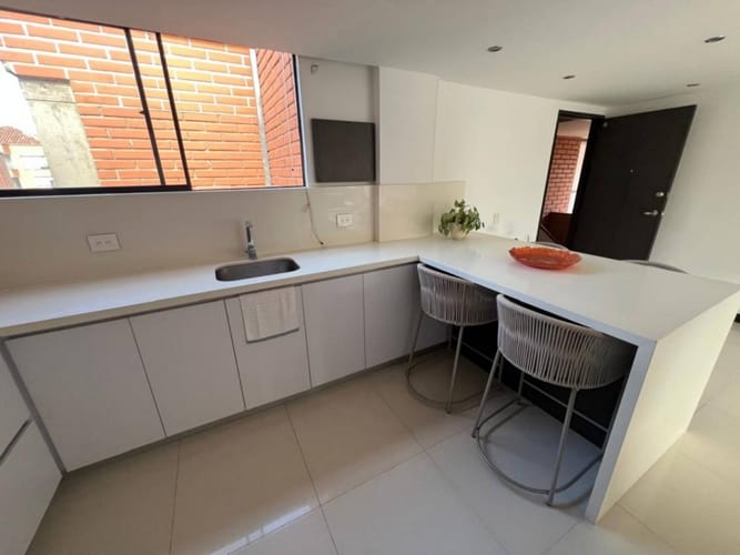 Apartamento de 2 alcobas en arriendo en San Lucas, Medellín, 85 m² · foto 12 de 21