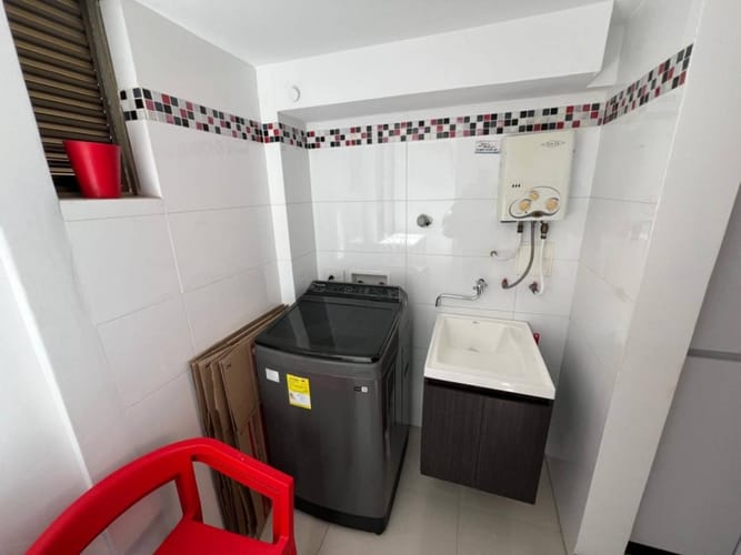 Apartamento de 2 alcobas en arriendo en San Lucas, Medellín, 85 m² · foto 17 de 21