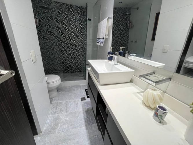 Apartamento de 2 alcobas en arriendo en San Lucas, Medellín, 85 m² · foto 20 de 21