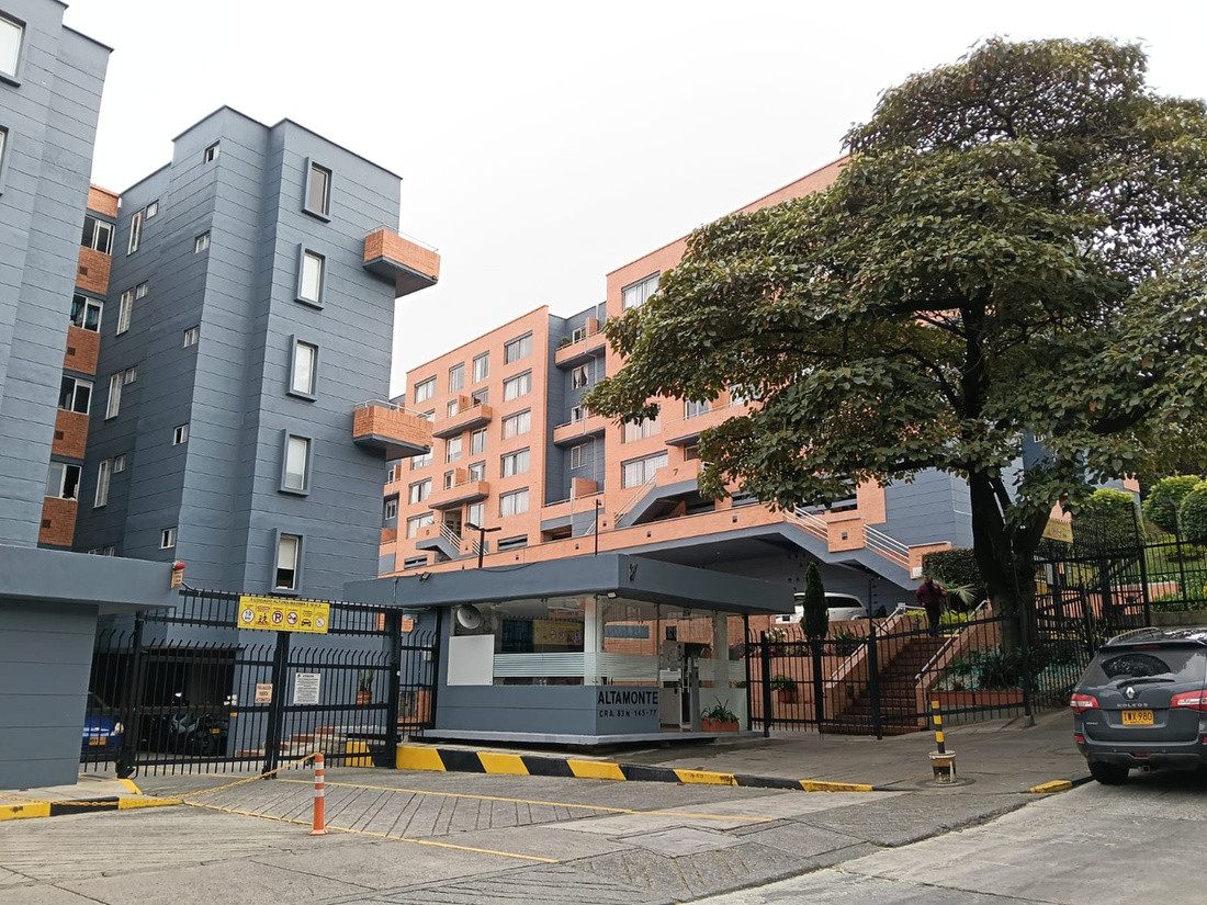 Apartamento en venta en Cerros De Suba, Bogotá · foto 2 de 22